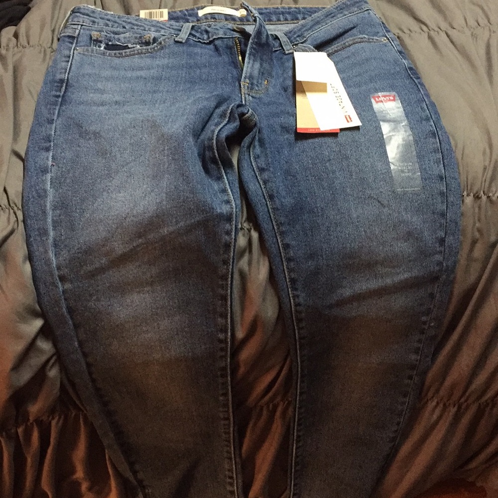 Jeans - Picture 2 of 3